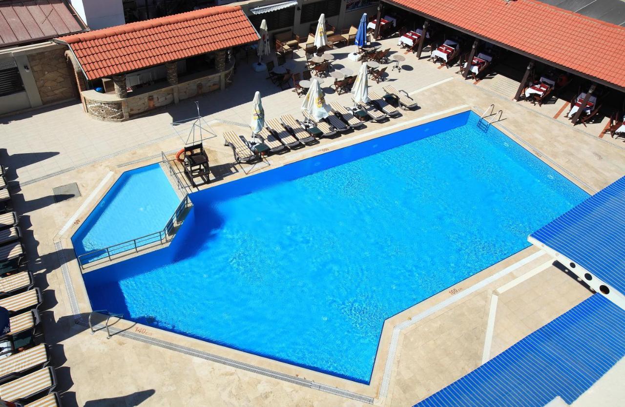 Club Cactus Paradise Hotel