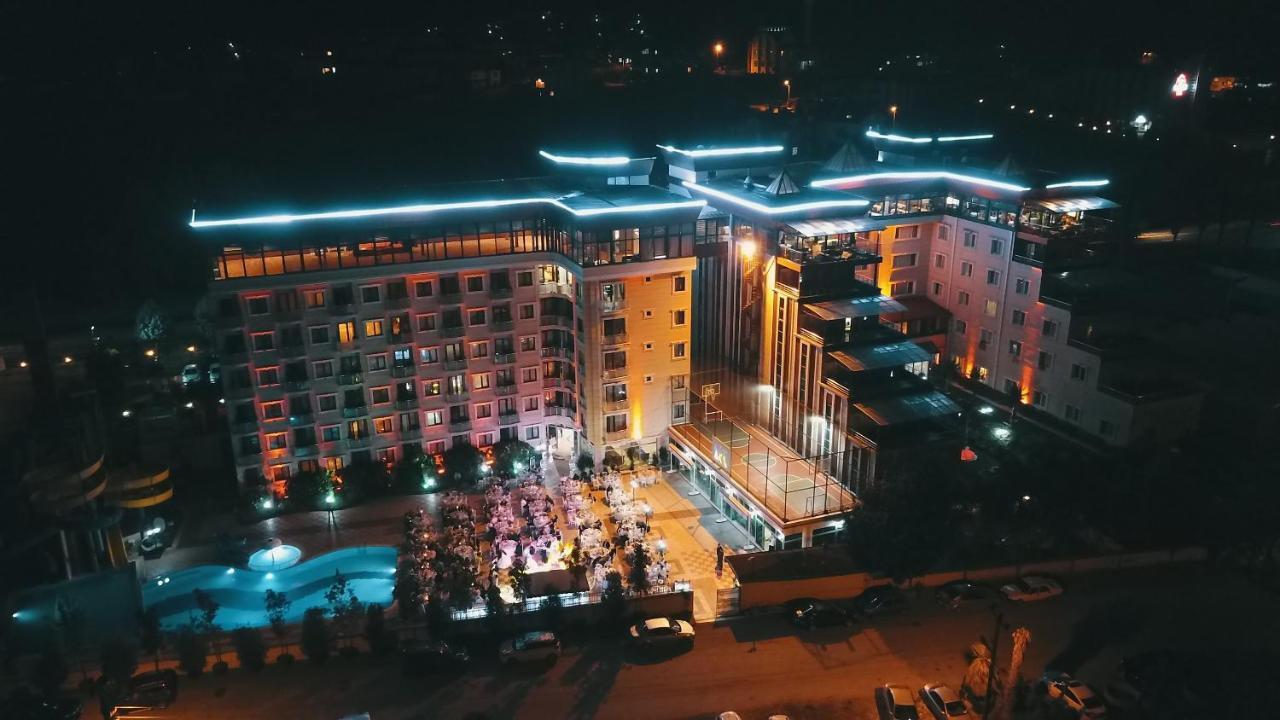 Hotel Elegance & Wellness-aqua 4*