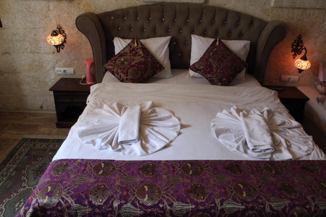 Hotel Sandik Cave