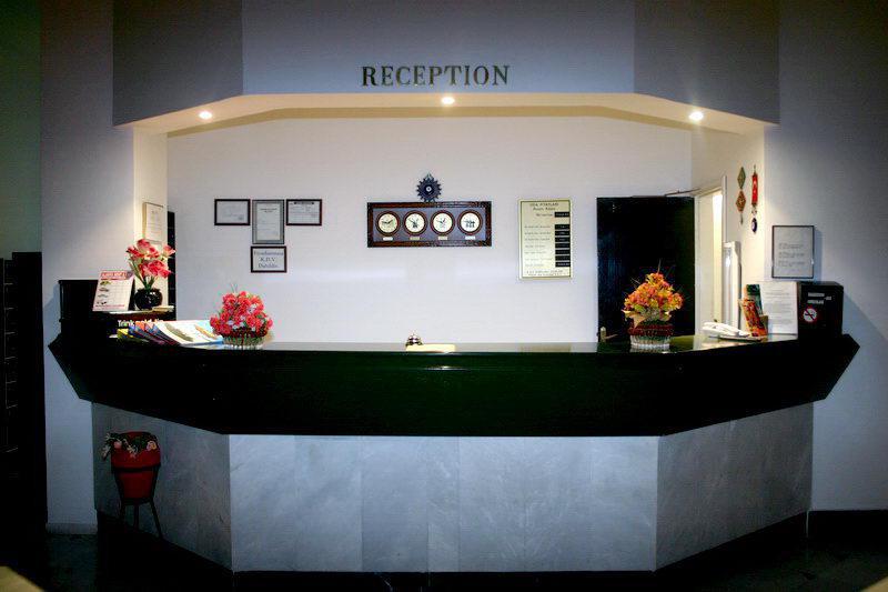 Peace Hotel 3*