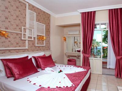 Seagull Hotel 4*