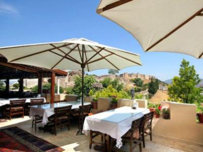 Bella Hotel 2*
