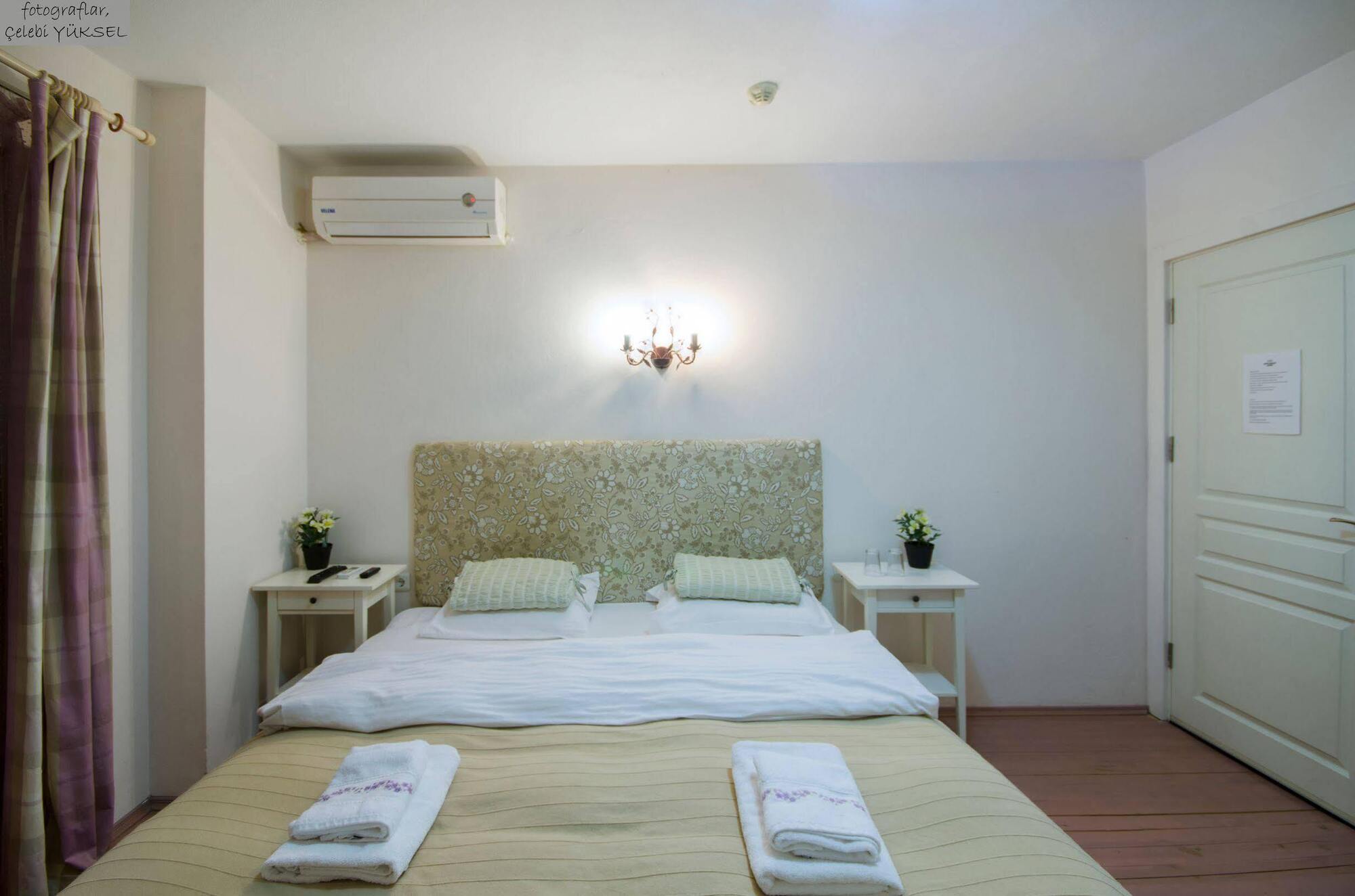 Piazza Hotel 3*