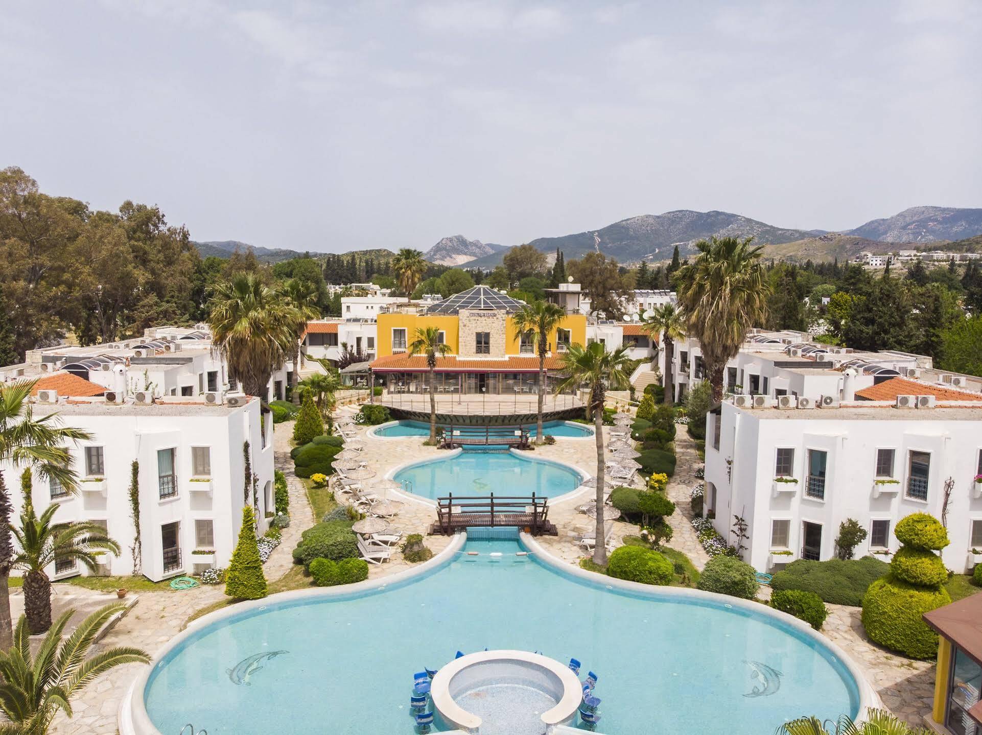 Hotel Ladonia Onderhan 4*