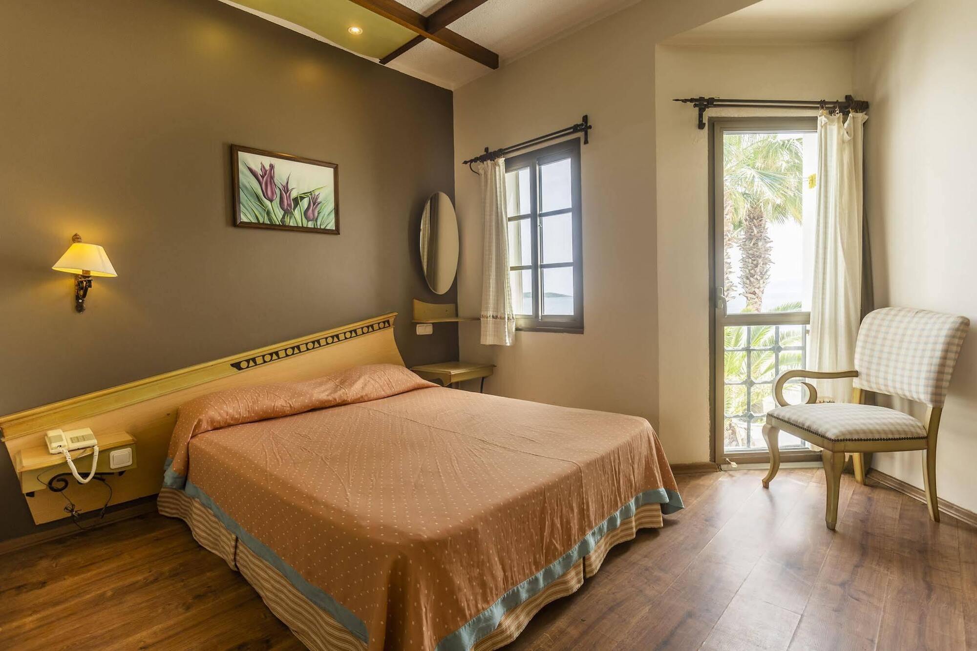 Hotel Ladonia Onderhan 4*