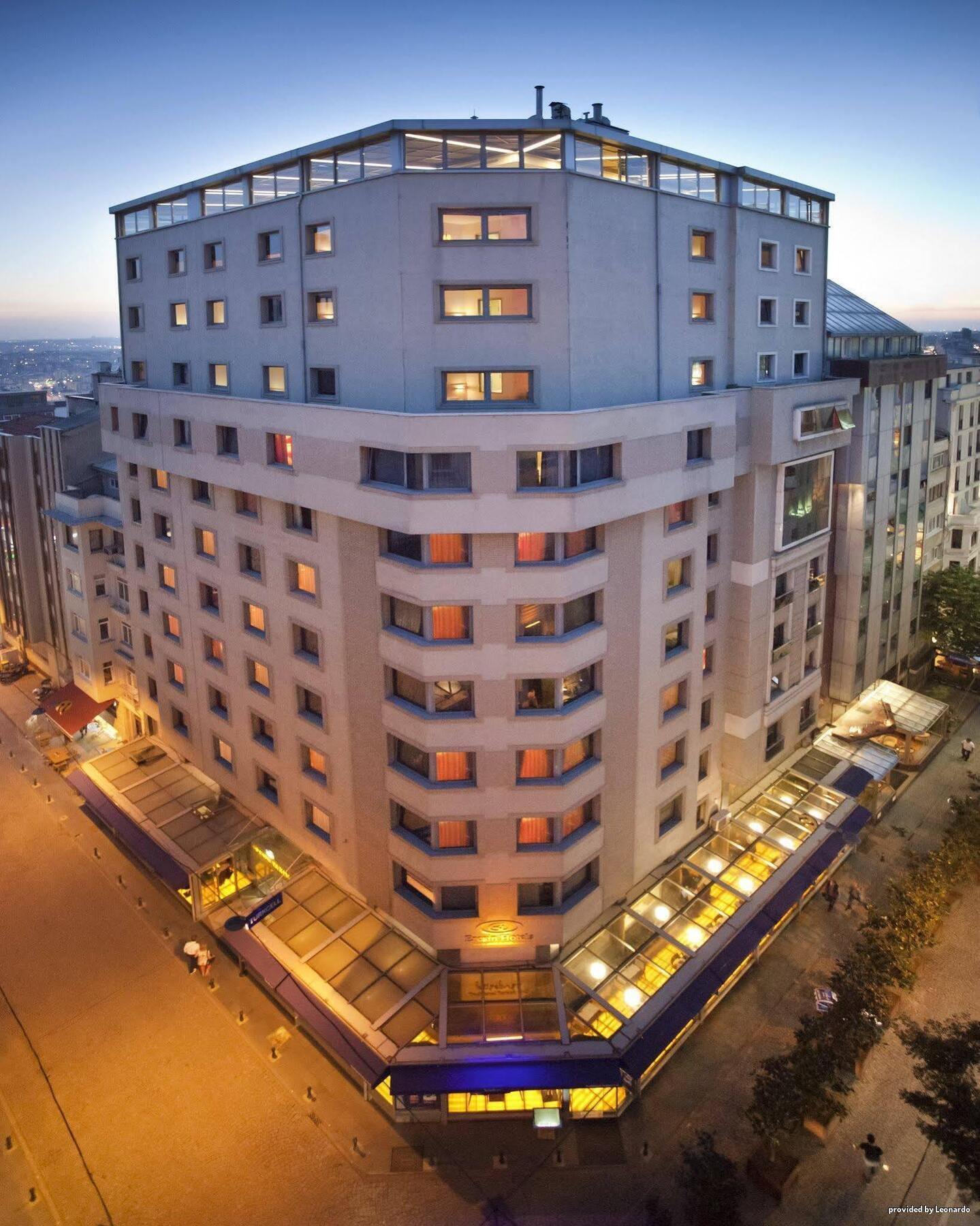 Eresin Taxim & Premier Hotel 4*