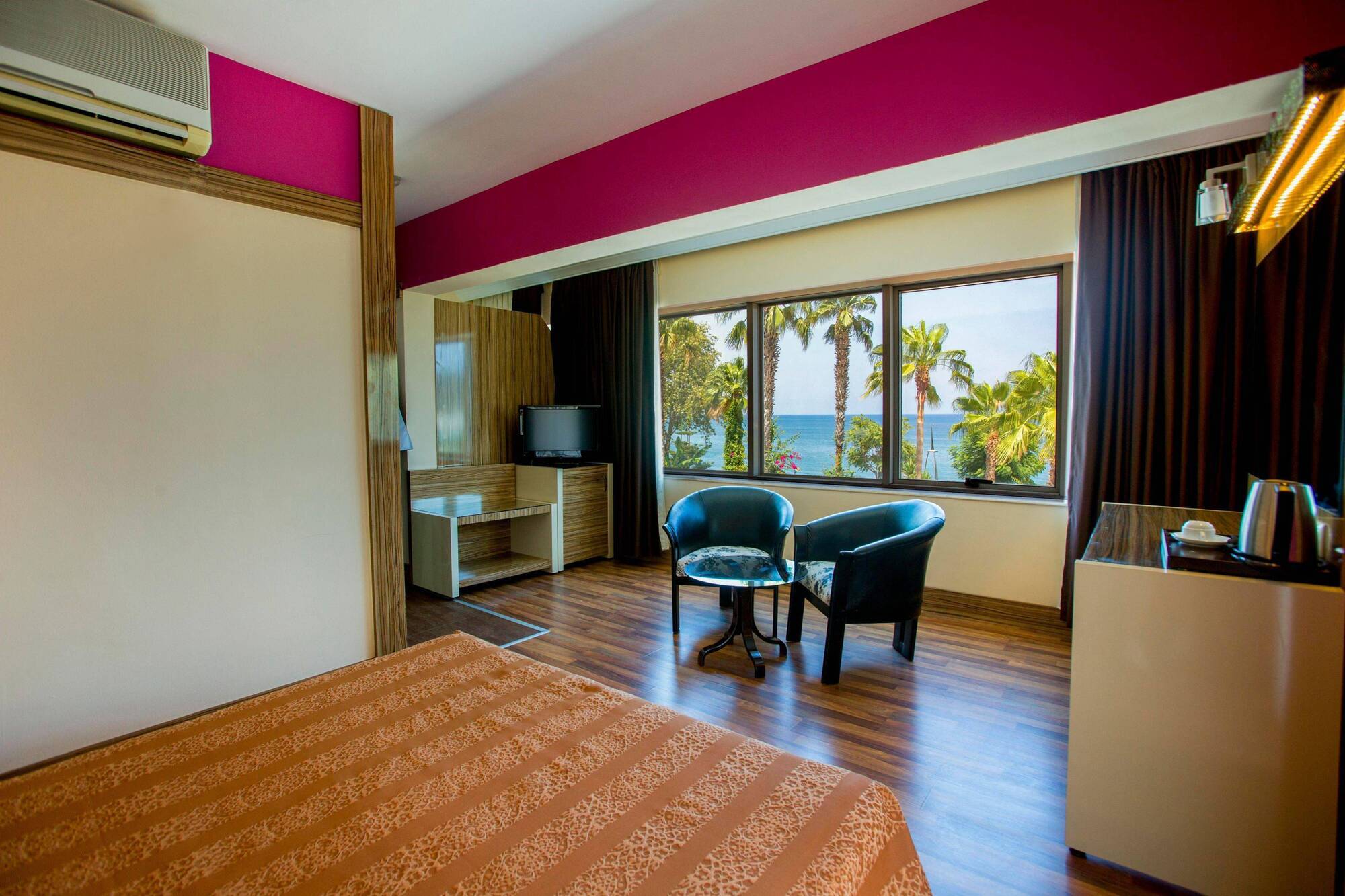 Fame Hotel