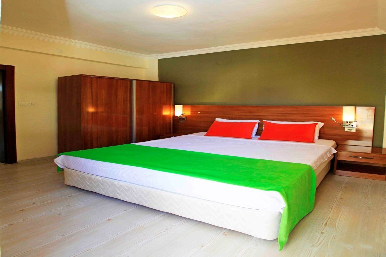 Hotel Sunlight Garden 3*
