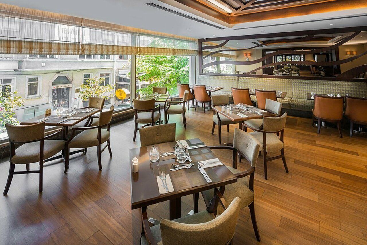 Hotel Titanic Taksim Istanbul