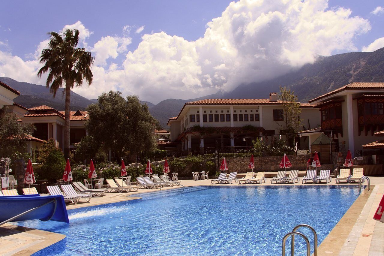 Ova Hotel 3*