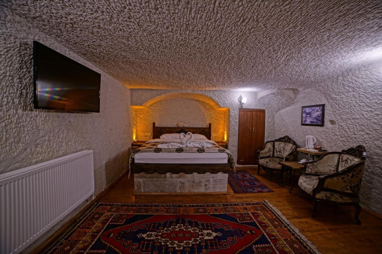 Melek Cave Inn