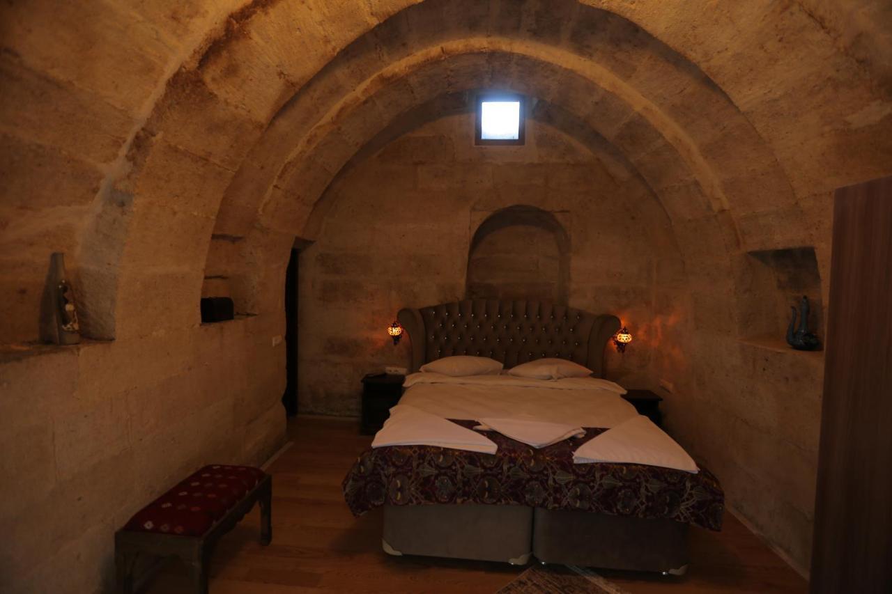 Hotel Sandik Cave