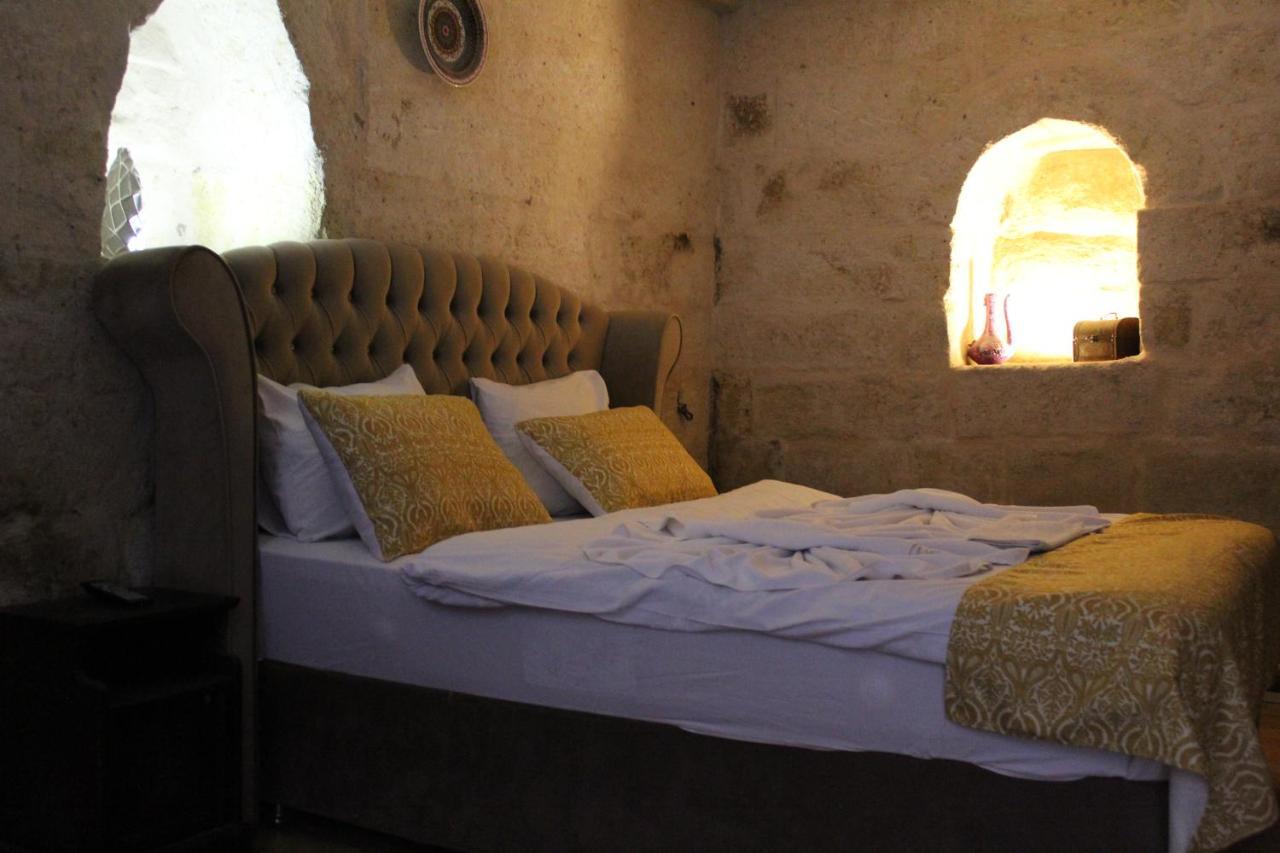Hotel Sandik Cave