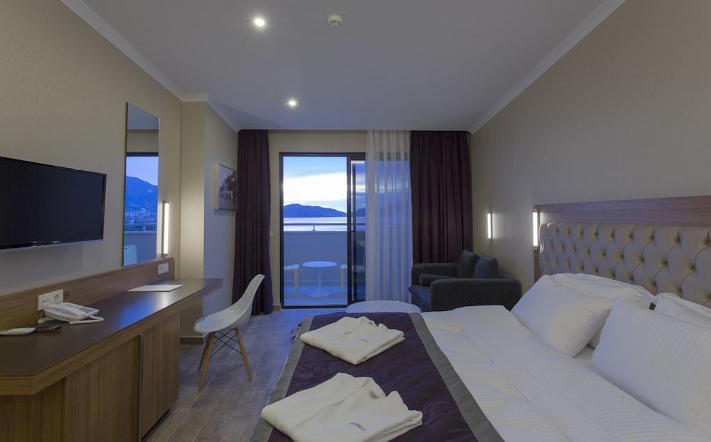 Hotel Michell (adults Only) 5*
