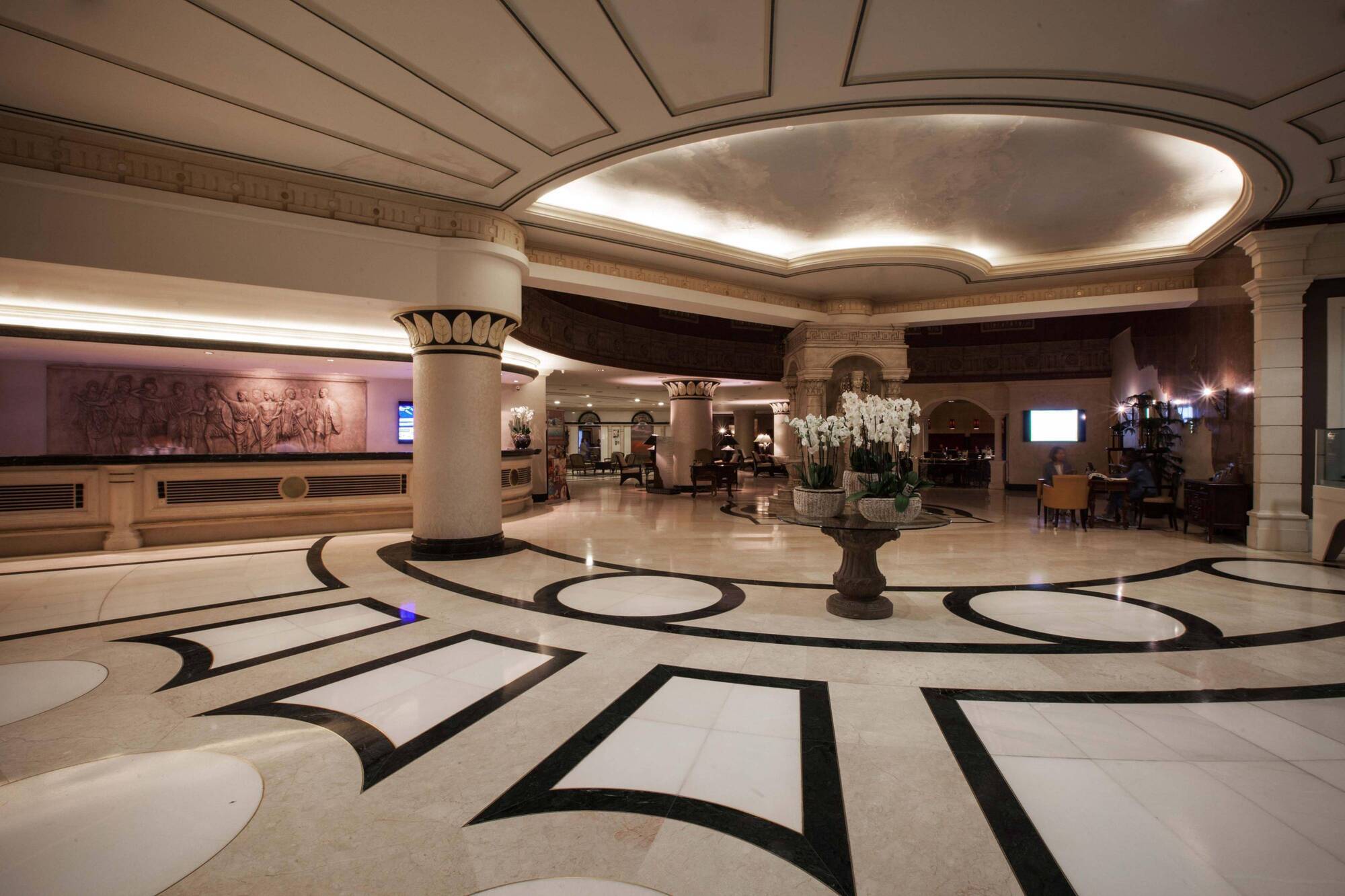 Swissotel And Hotel 5*