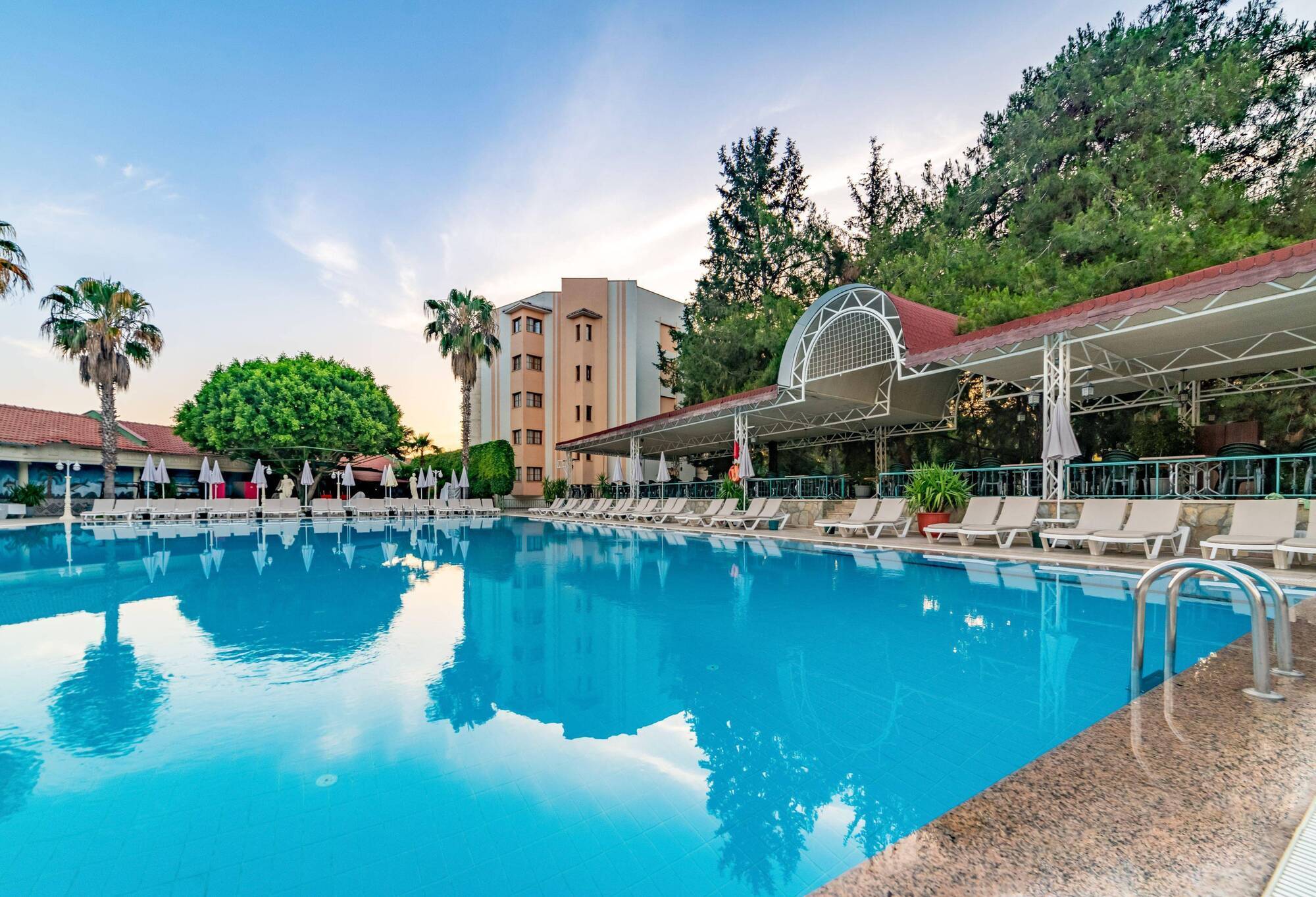 Armas Kaplan Paradise 4*