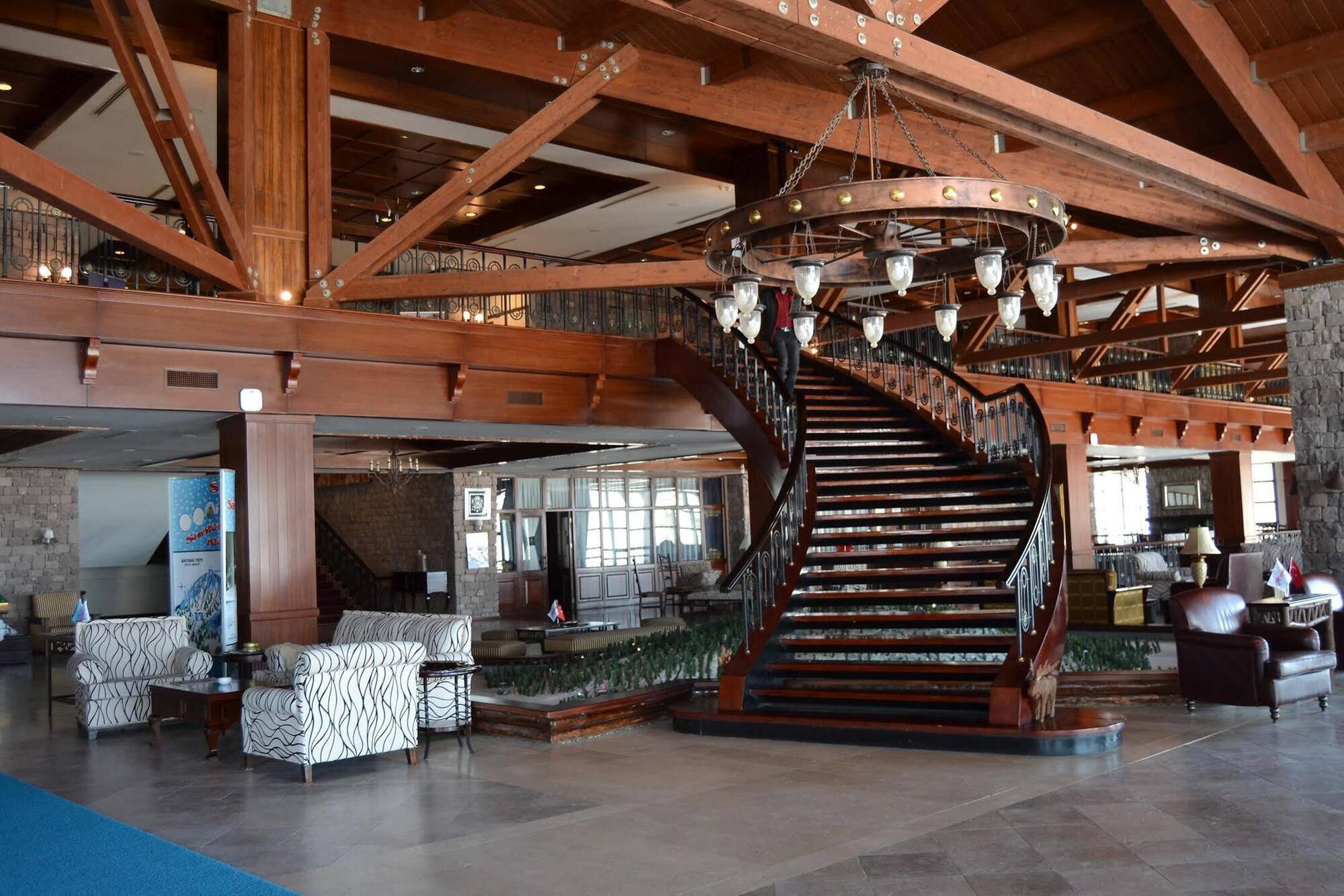 Ekinata Grand Toprak 5*