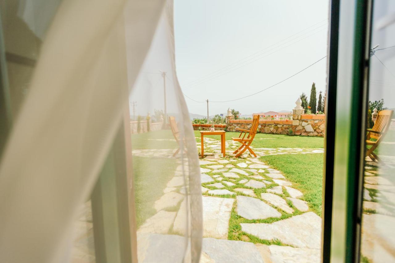 Cunda Esen Homestay *