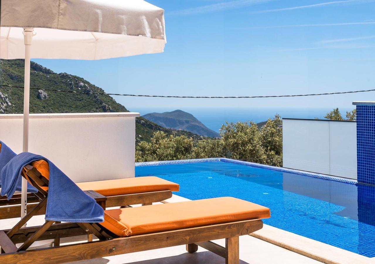 1 Sleeps 2 Honeymoon Isolated Infinity-villa Orkide * Uzumlu (Mediterranean)