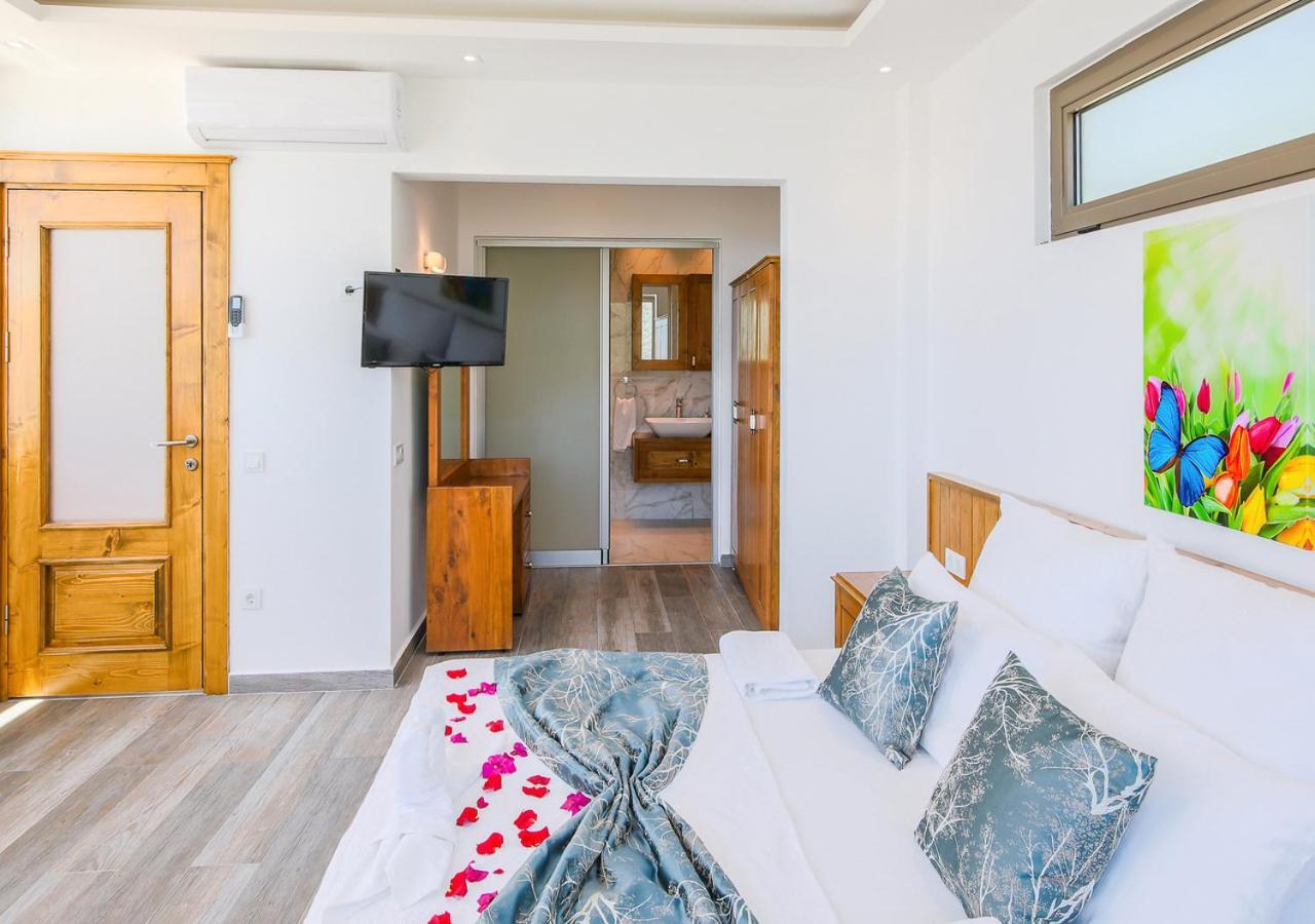 1 Sleeps 2 Honeymoon Isolated Infinity-villa Orkide Villa