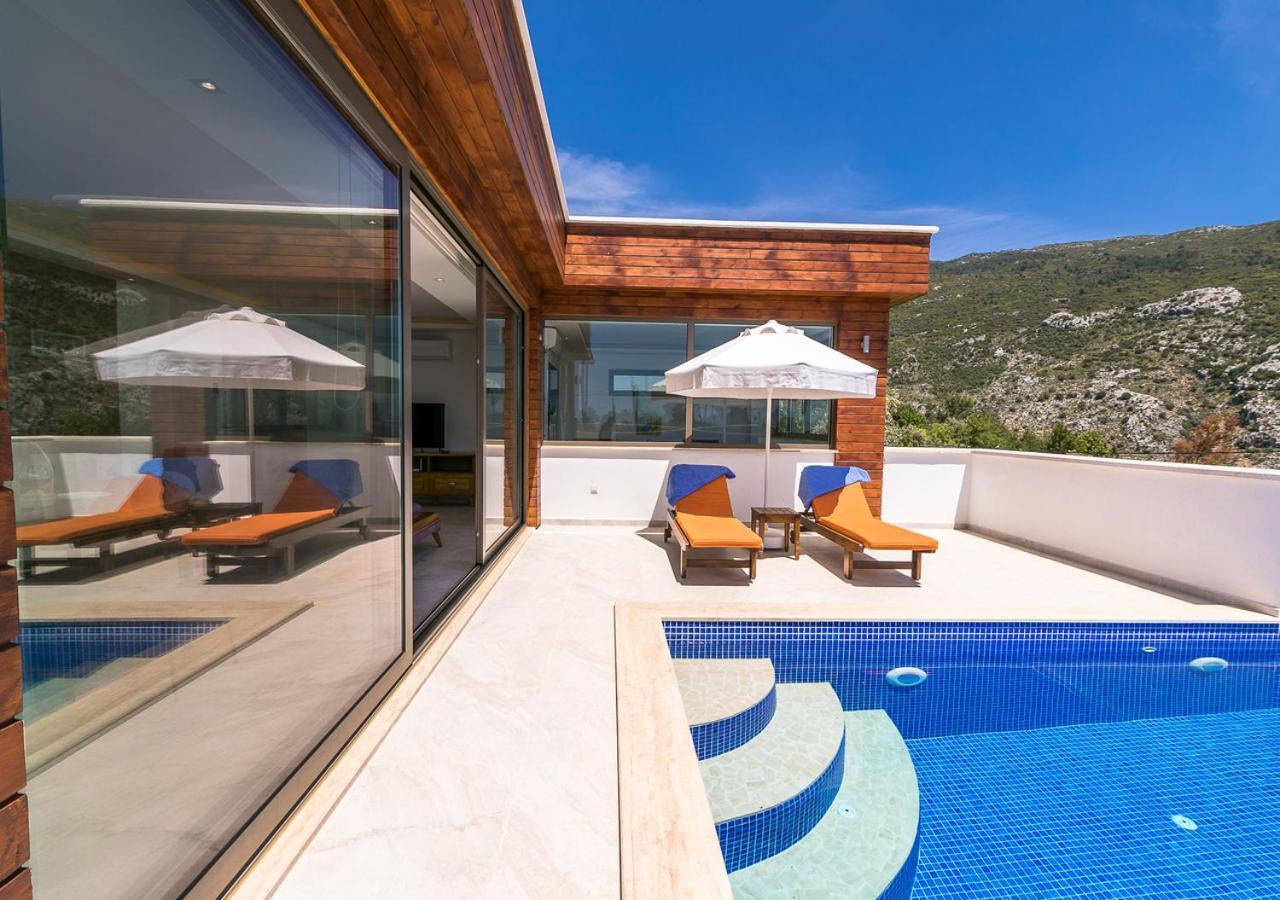 1 Sleeps 2 Honeymoon Isolated Infinity-villa Orkide Villa *