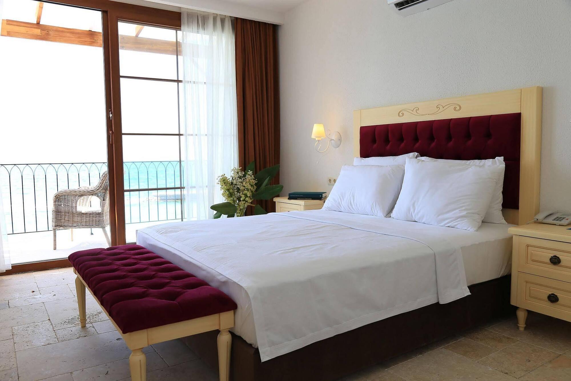 Ceshme Hotel Cesme