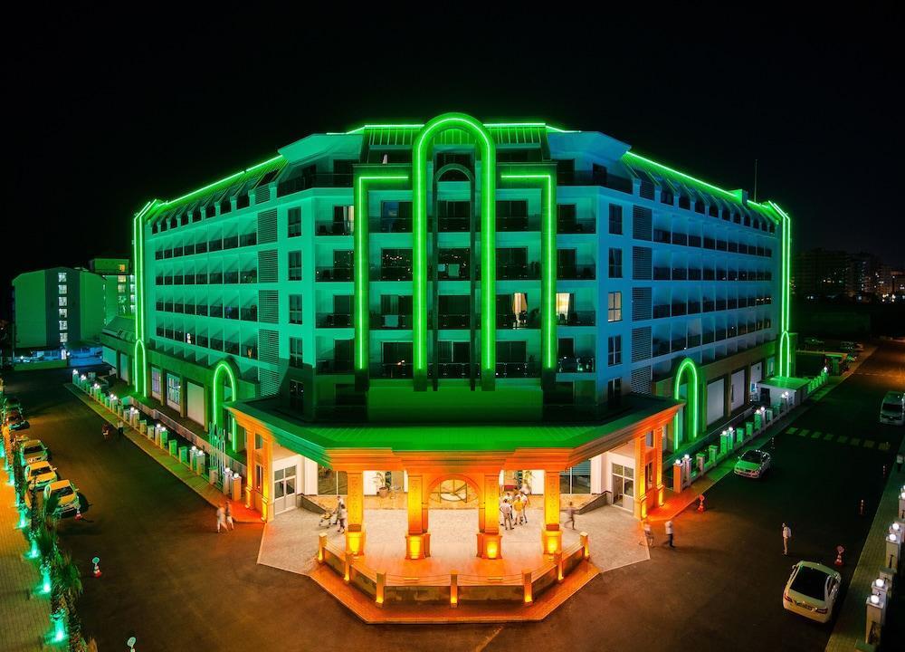Hotel The Lumos Deluxe & Kargicak (Alanya)