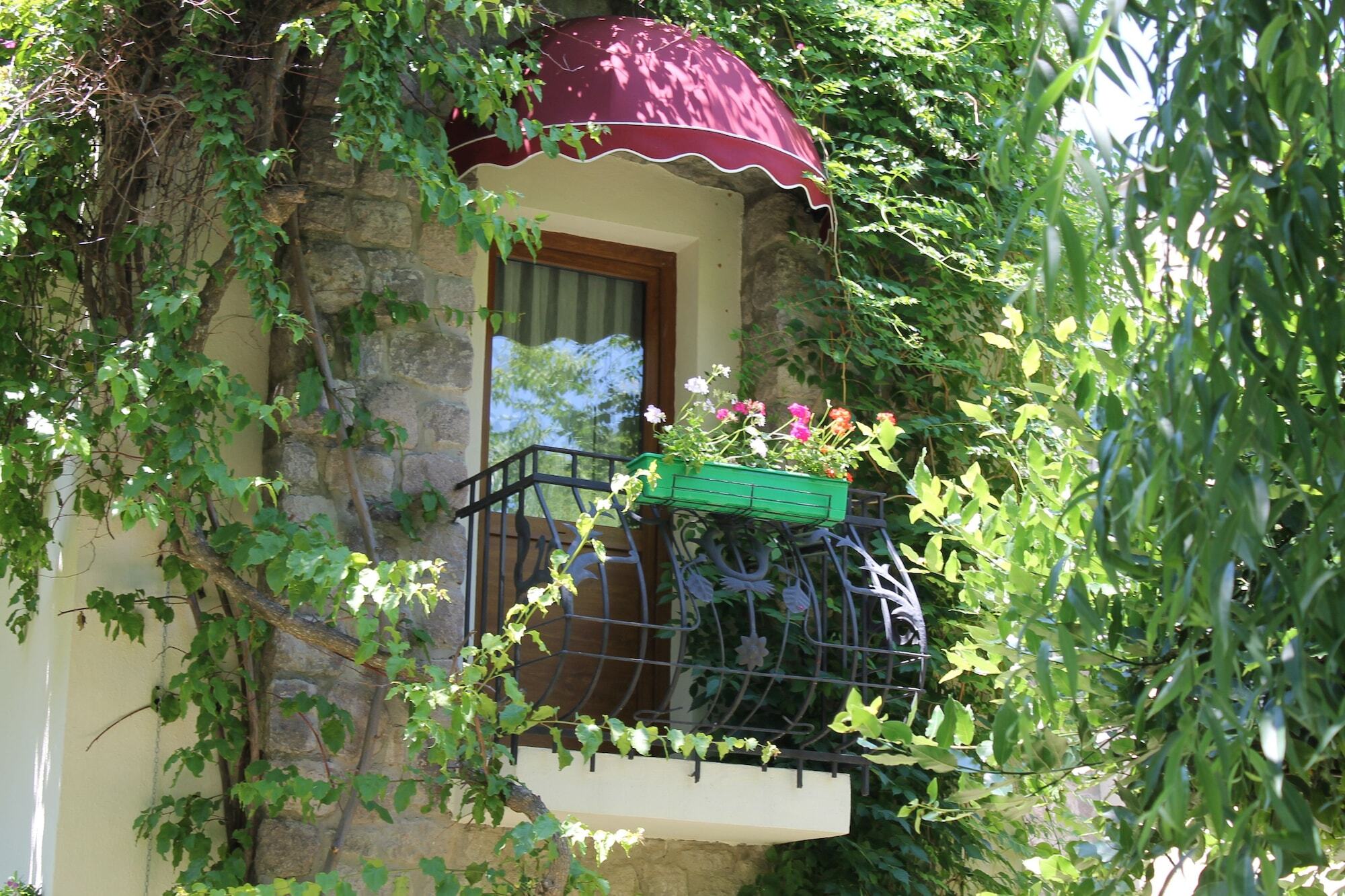 Bella Garden