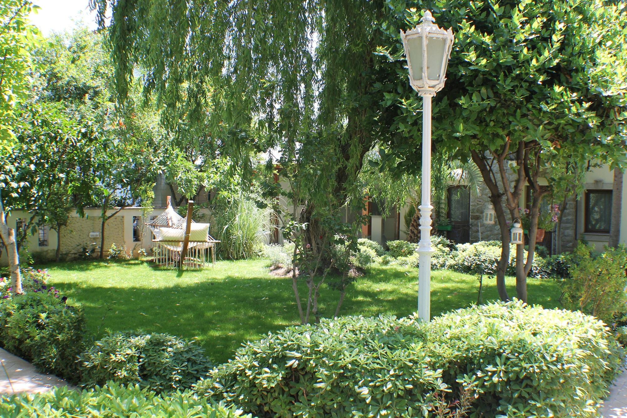 Bella Garden Hotel 4*