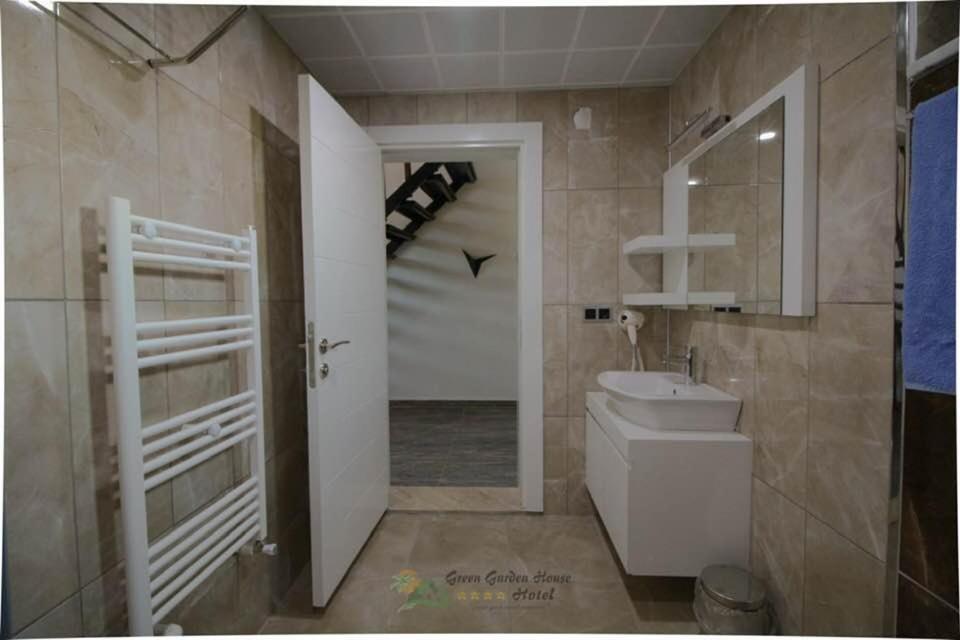 Garden House 4* Tefenni