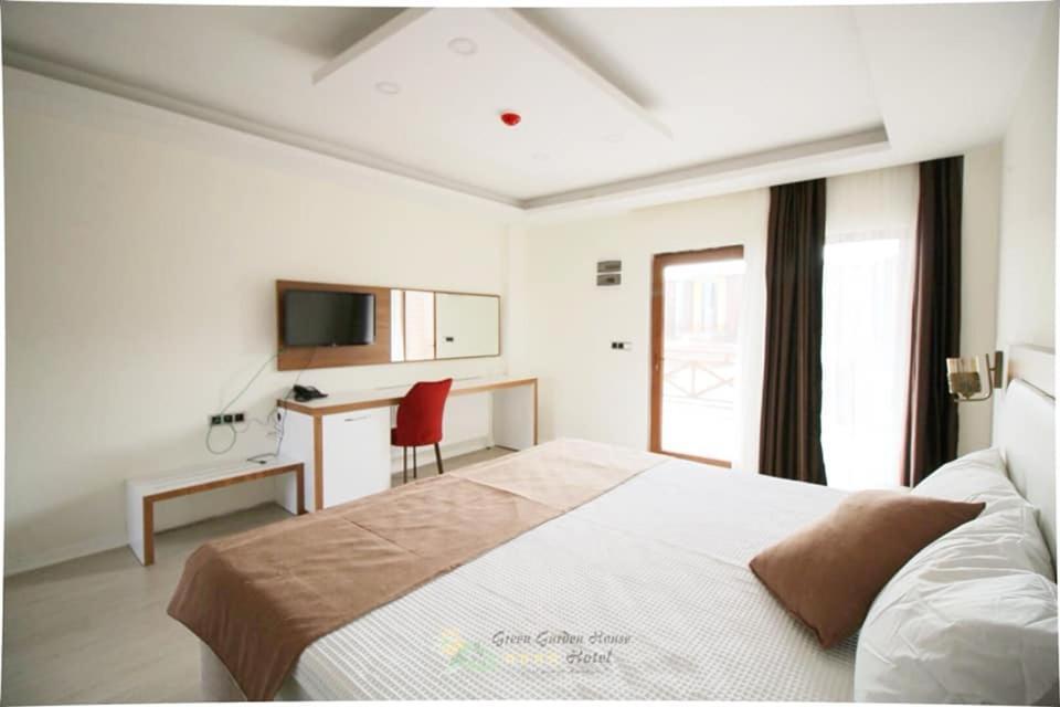 Garden House Hotel 4*