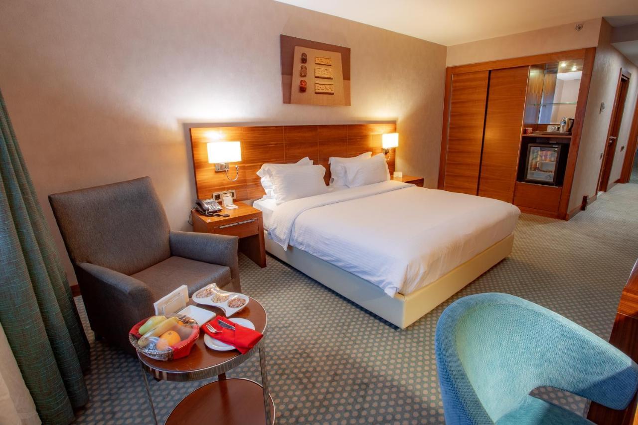 Nevali & Convention Center Hotel 5*