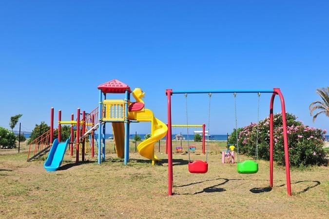 Afytos Tatil Koyu * Akcay (Edremit)