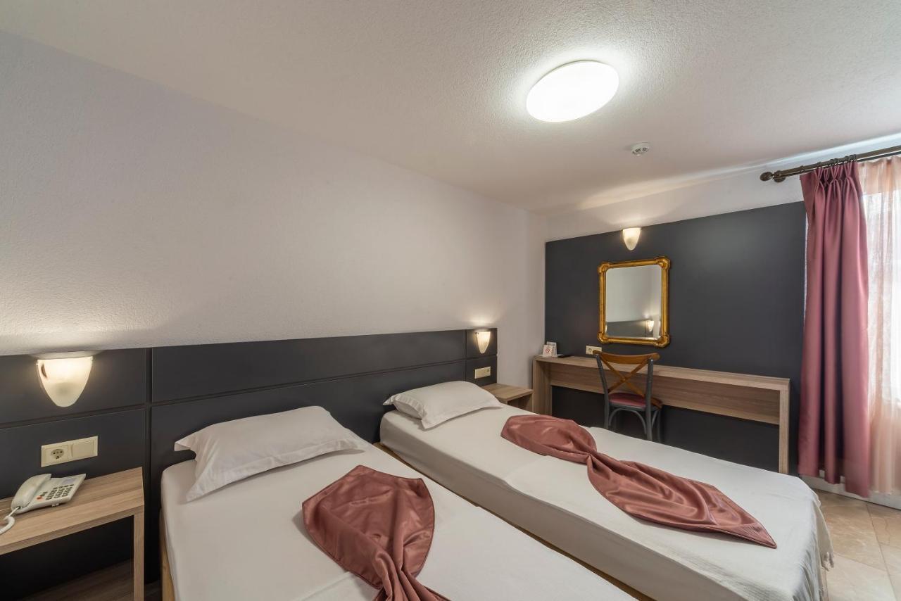Laden Hotel 3*