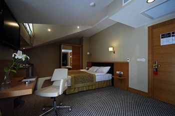 Parkhouse & 3* Istanbul