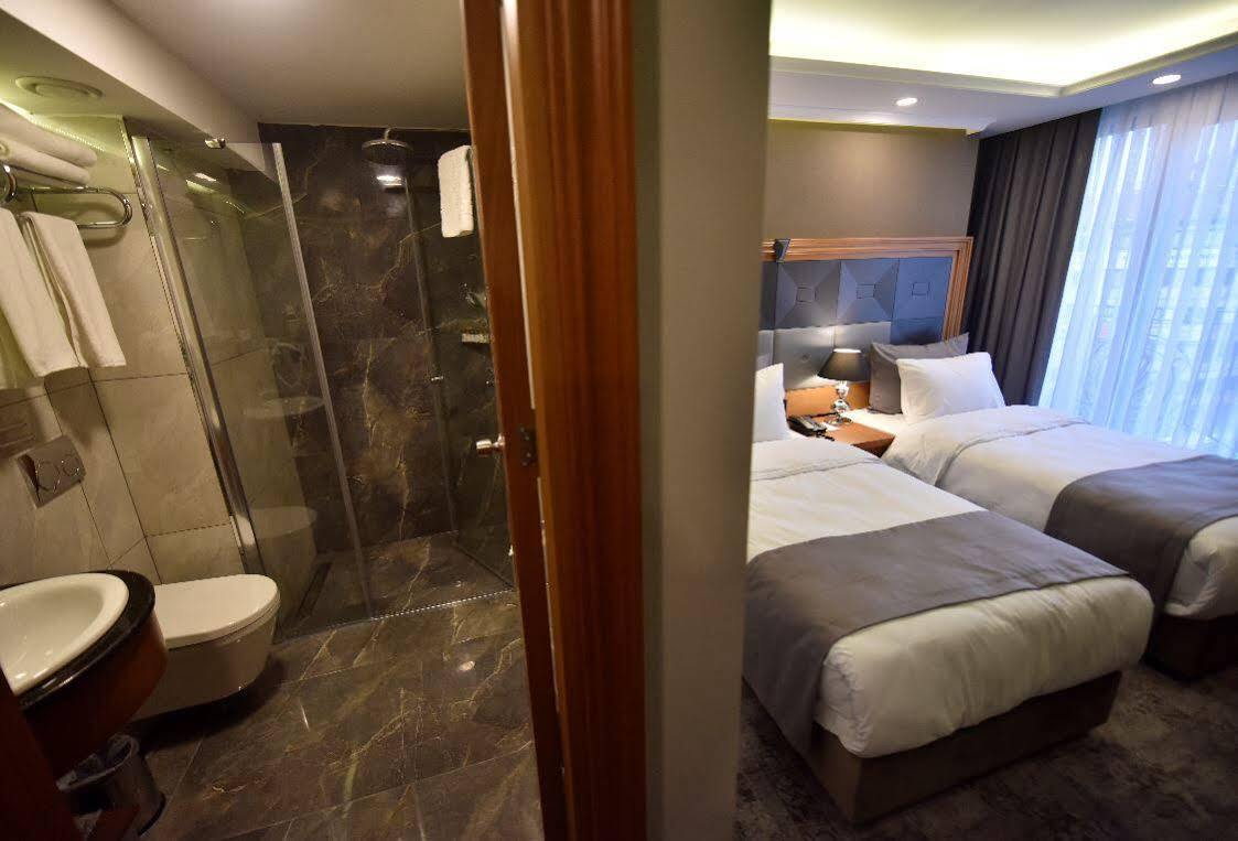 Four Seven Hotel