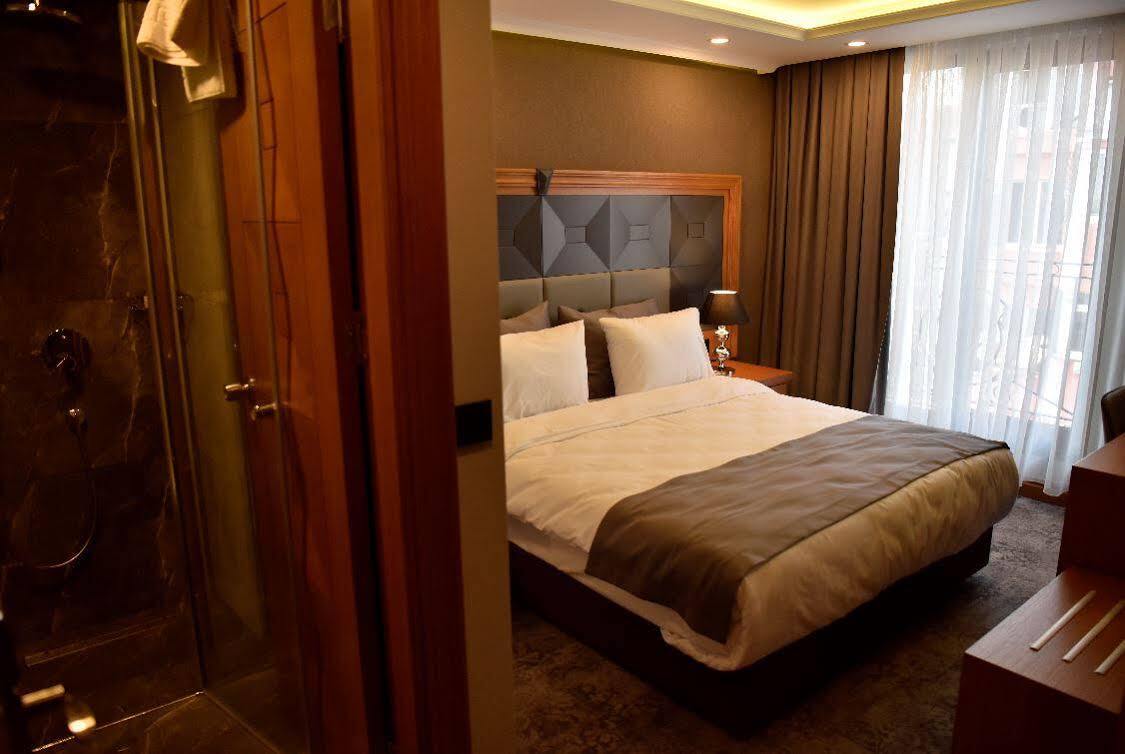 Four Seven Hotel 4*