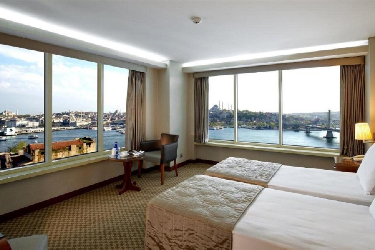 Golden City Hotel