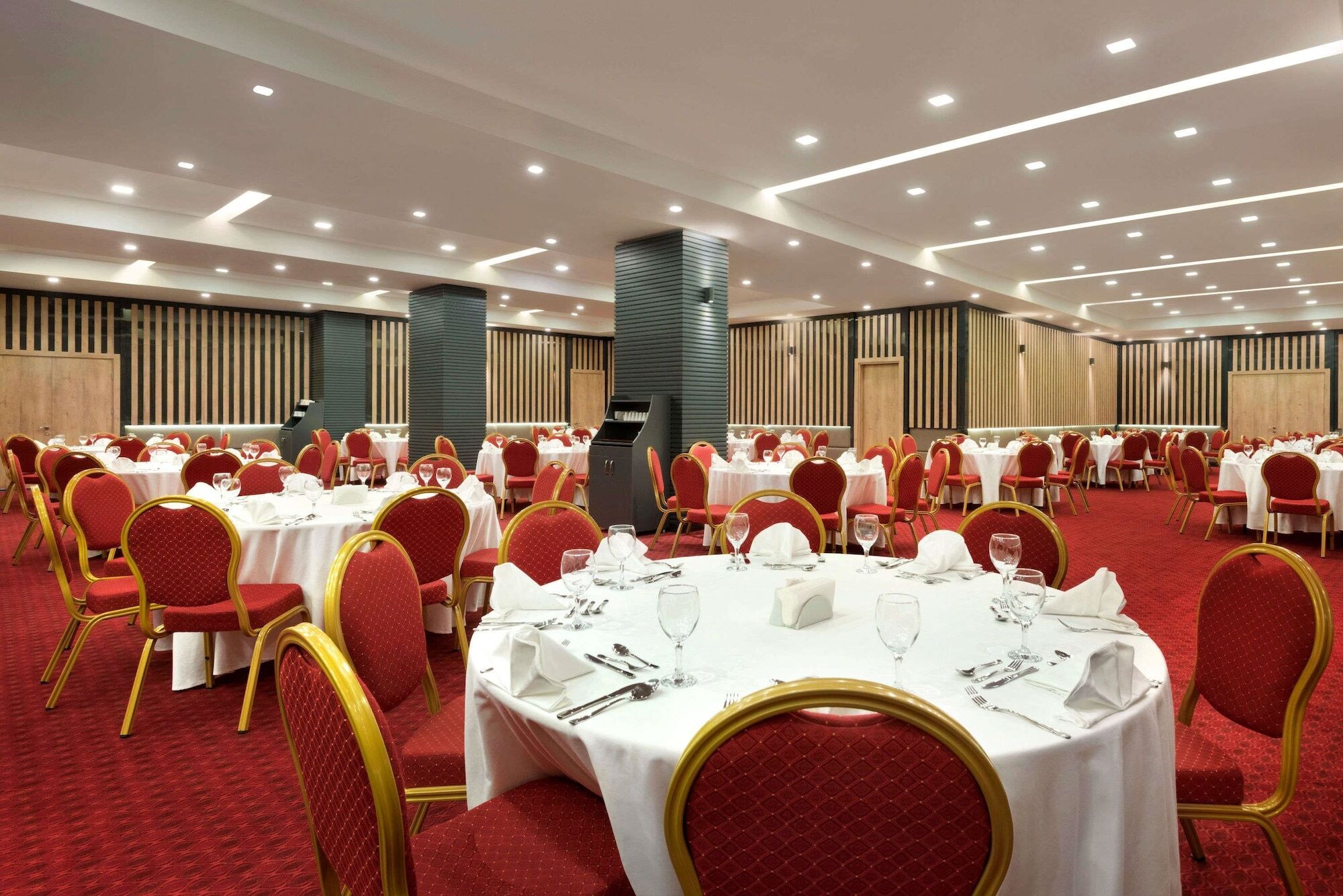 Hotel Ramada Encore By Wyndham