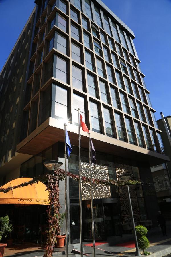 Hotel New Garden 4*