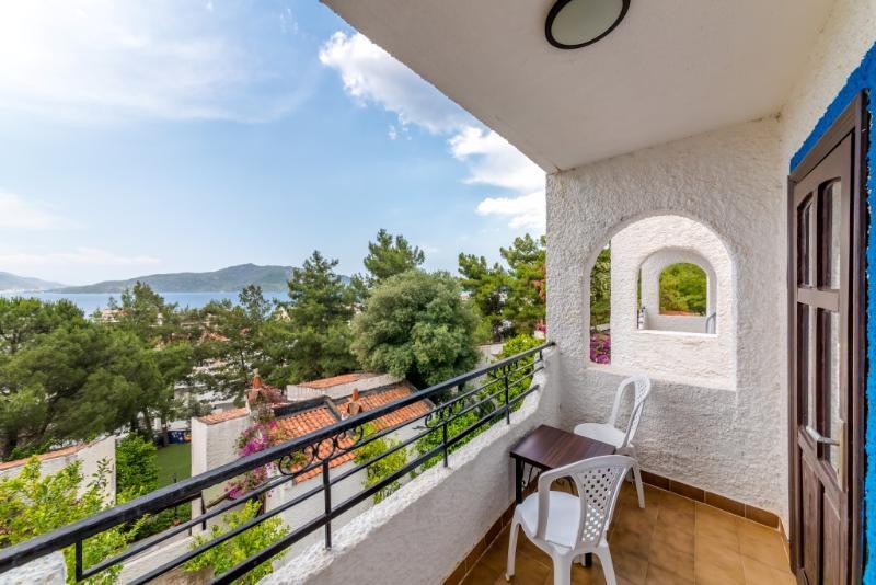 Ideal Panorama Hotel