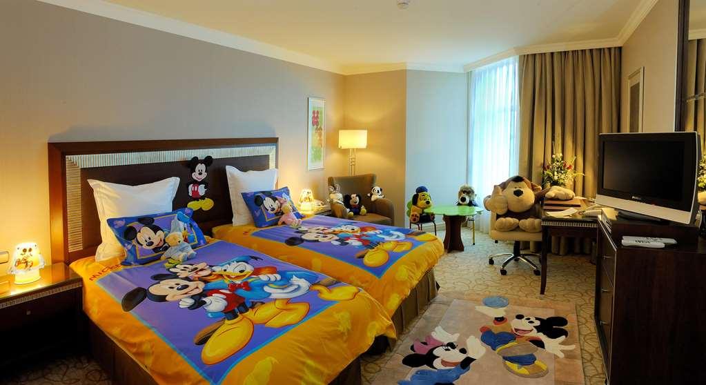 Divan Hotel 5*