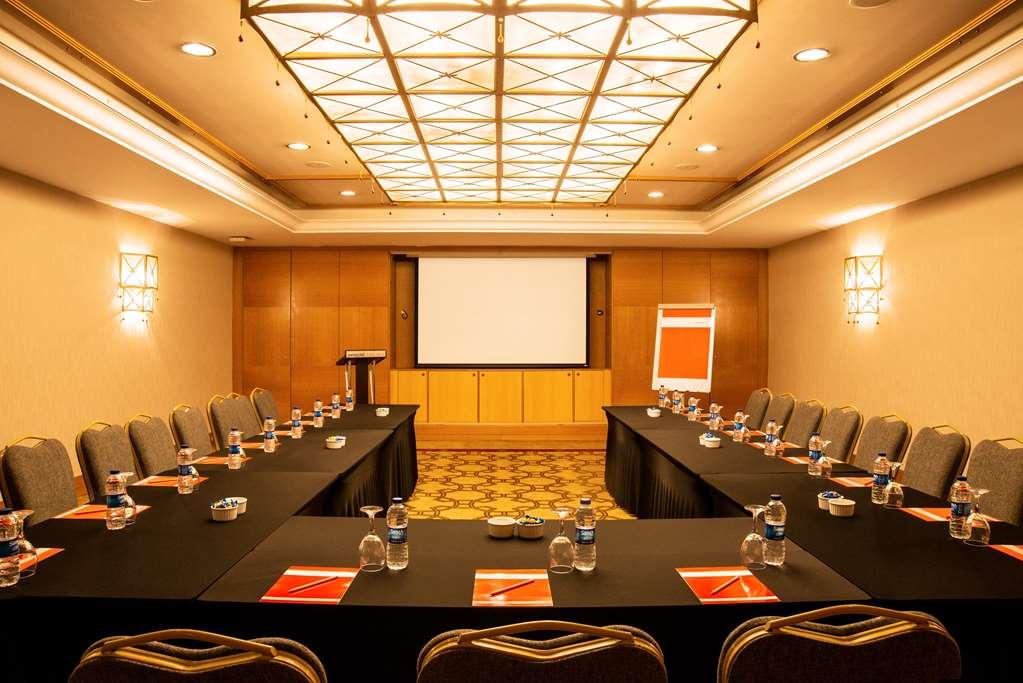 Hotel Divan 5*