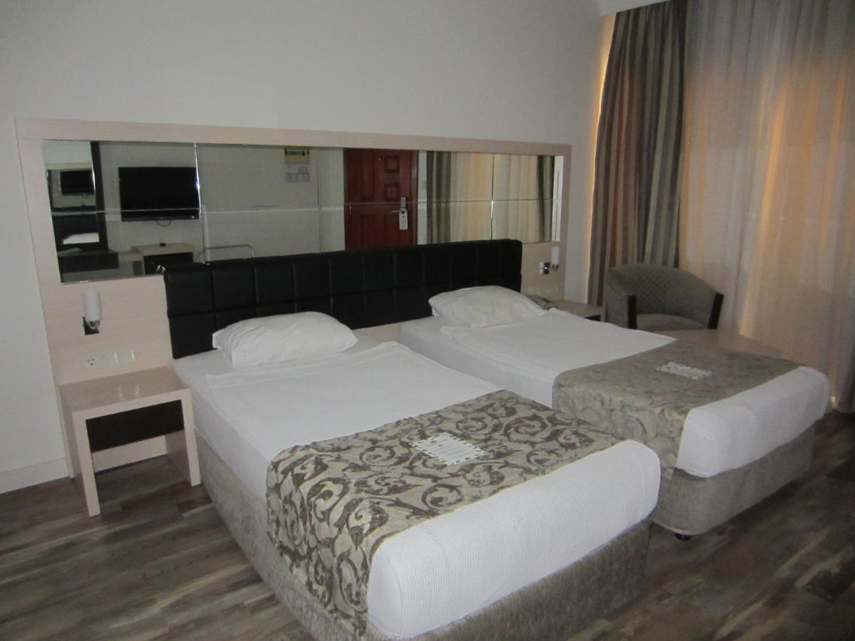 Hotel Golden Lotus