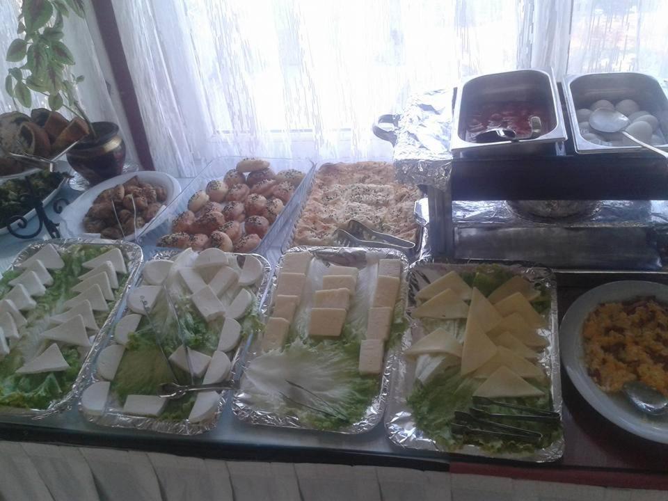 Hotel Saray 2*