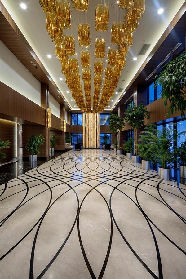 Ramada By Wyndham 4*