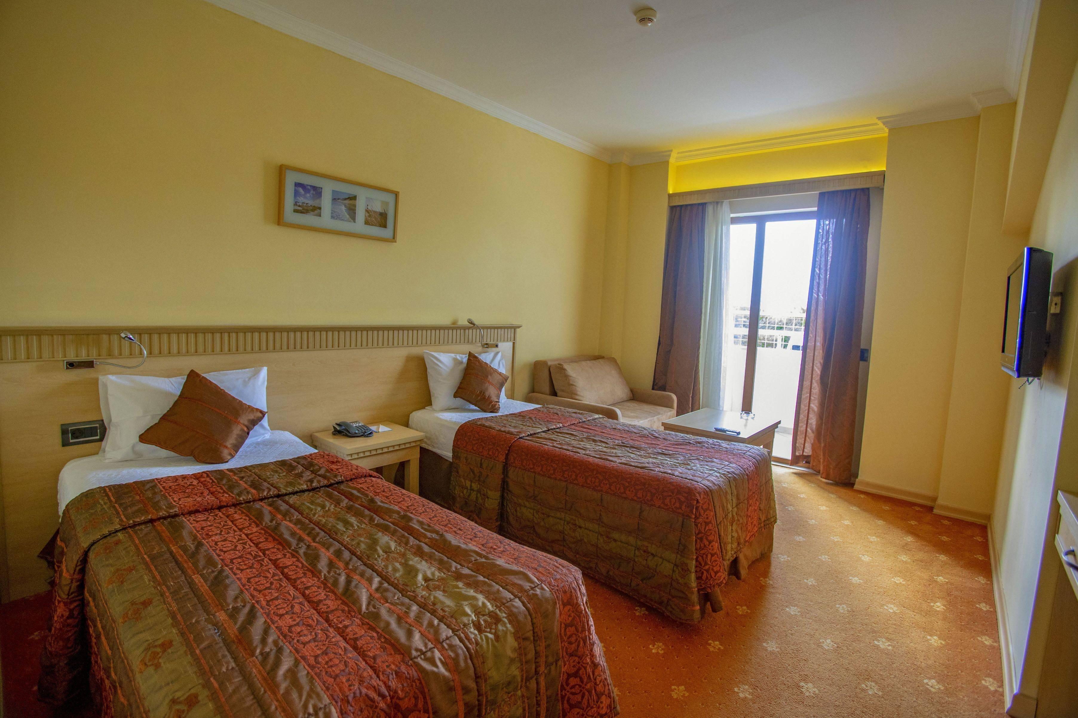 Airport Lykia Thermal & 4*