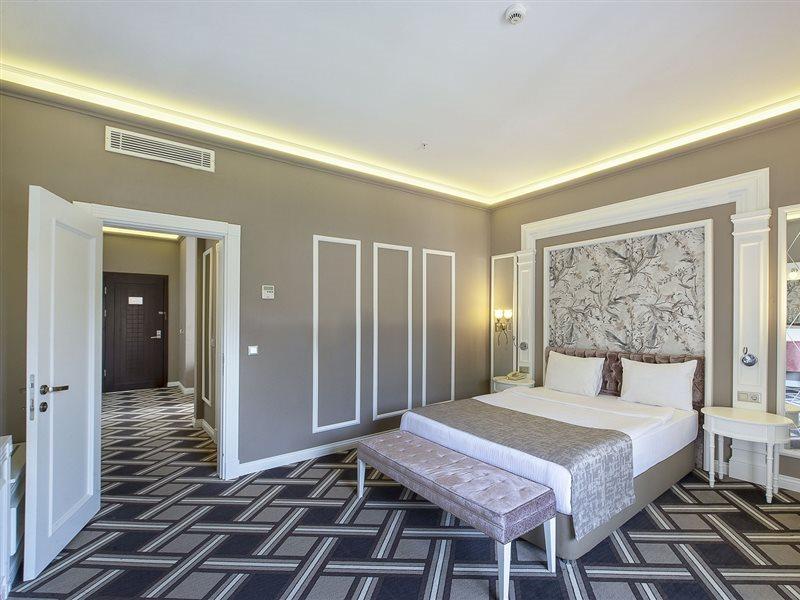 Hotel Alara Park 4*