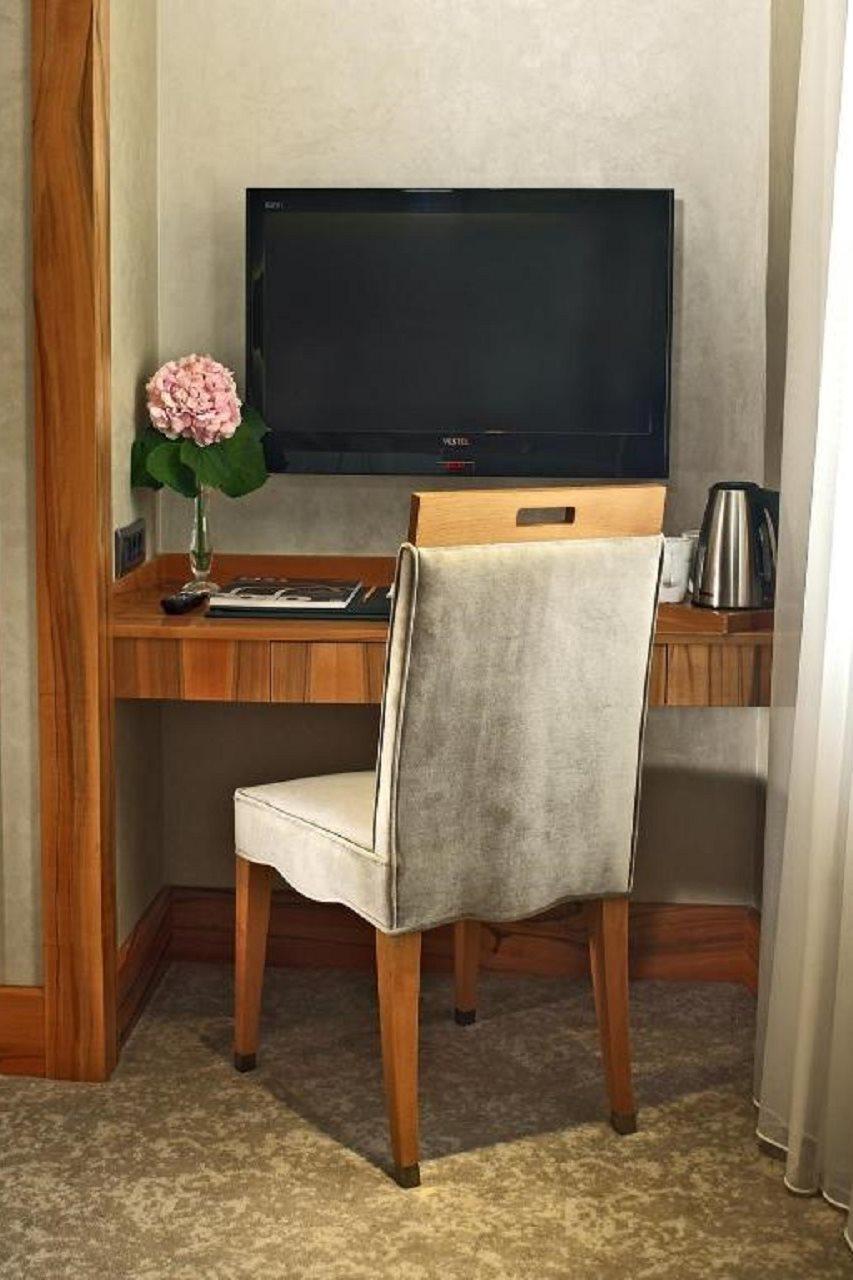Biz Cevahir Sultanahmet Hotel 4*