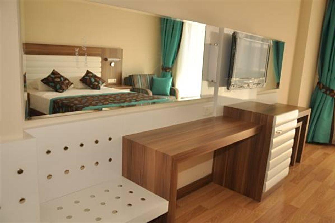 Dizalya Palm Garden Hotel Konakli